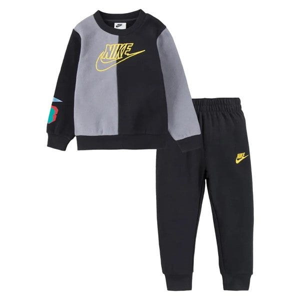 Nike hot sale sweatsuit newborn